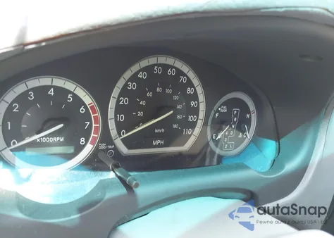 2004 Toyota Sienna Le z USA, uszkodzony, nr VIN 5TDZA23C34S085358